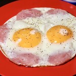 ルッカ - ベーコンエッグ