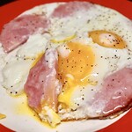 ルッカ - ベーコンエッグ