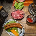 いまじん - ジンギスカンセットとチョリソー。