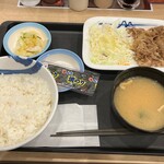 松屋 - 