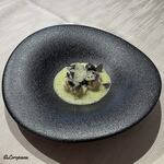 プチレストラン ブーケ・ド・フランス - 真鱈の白子のポシェ ベルモットと菊菜のソース