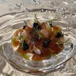 プチレストラン ブーケ・ド・フランス - 北寄貝と螺貝はコンソメジュレにカリフラワームースとキャビアとともに