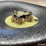 プチレストラン ブーケ・ド・フランス - 真鱈の白子のポシェ ベルモットと菊菜のソース