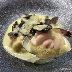 プチレストラン ブーケ・ド・フランス - 真鱈の白子のポシェ ベルモットと菊菜のソース