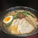 Hakata Nirasoba Kumagusuya - 