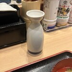 築地 海鮮丼 大江戸 - お茶漬けの魚介出汁