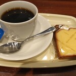 Dotoru Kohi Shoppu - ブレンドコーヒーと、パウンドケーキ(レモン)