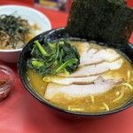 ラーメン 杉田家 - 