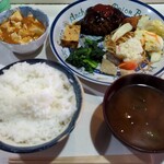 Danran Tei - ハンバーグ定食(900円)