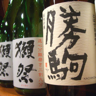 富山の地酒や各地の日本酒もあります。