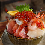 Seafood Bowl with 10 kinds of omakase