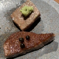 和牛とタン 焼肉 とみ 新橋本店 - 