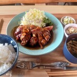 定食と喫茶 ナオミ - 料理写真:トンテキ