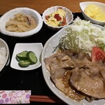 食彩美酒 やしま - 生姜焼き定食850円