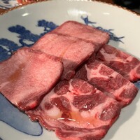 焼肉 にくだらけ - 