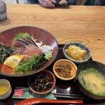 西村商店 - 海鮮丼