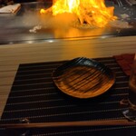 en - 鮑がフランベされてます