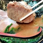 家系ラーメン とらきち家 - ことちゃんは分厚い