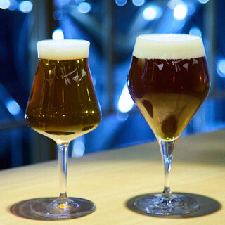 定番4種含む10種以上の調和をもたらす芸術的なクラフトビール