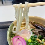 角打 鍋島 - 肉玉うどん アップ