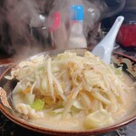 麺屋・千寿 - ちゃんぽん　¥850  シャキッと炒めた野菜たっぷり