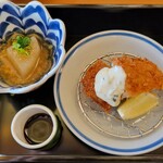 黒潮 - 旬野菜の鶏そぼろ餡かけ＆鰺フライ