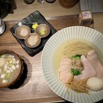 Tokyo Style Noodle ほたて日和 - 