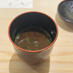 鮨 なんば - もずくの赤出汁