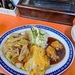 白龍 - 中華定食（八宝菜、酢豚、玉子焼き、サラダ）