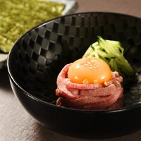 和牛レアゆっけ