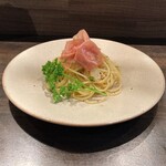 プレミアムペペロンチーノ　生ハム乗せ
