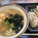 Udon No Fujii - きつねうどん_小+レンコン天+茄子天