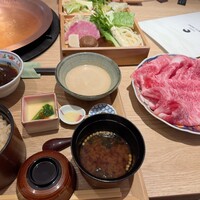 しゃぶしゃぶと焼肉 わにく ミッドランドスクエア店 - 
