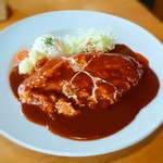 パディントン - デミグラスソースオムライス