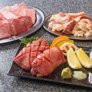 “한마리 구입”한 사가규를 사용◎상질인 고기를 즐겨 주세요!