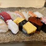 Kaitenzushi Honjin - 