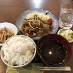 Kateiryouri Izakaya Yottette - ♪豚肉のプルコギ定食 ¥700