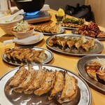 ネオ大衆居酒屋 餃子のかっちゃん 大阪福島店 - 
