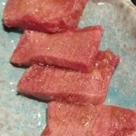 炭火焼肉 心斎 - 厚切りタン