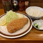 とん平 - ロースカツライス (1,500円 税込)