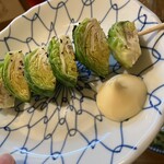 もつやきはる - 芽キャベツ串