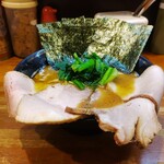 ラーメン 末廣家 - チャーシューメン