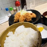 煮込み居酒屋 寅 - 