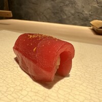 すし寿 - マルっと大きなまぐろ！