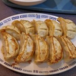 味一番 - 焼餃子、揚餃子