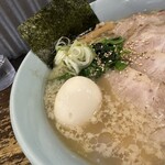 ごう家 - 特製味玉ラーメン+チャーシュートッピング（UP）