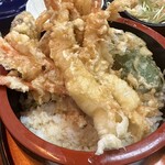 食処 鶴天 - えび２本は嬉しい！