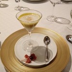 ラ・ブリック - ピュアホワイトのロワイヤル　南瓜のスープ