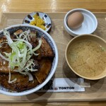 元祖豚丼屋 TONTON - 豚バラ丼特盛りに温玉¥1463