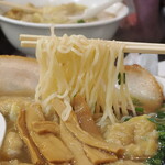 Shinasobaya Kouya - 麺リフト